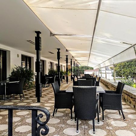 Hotel Las Cigueenas Трухильо Экстерьер фото
