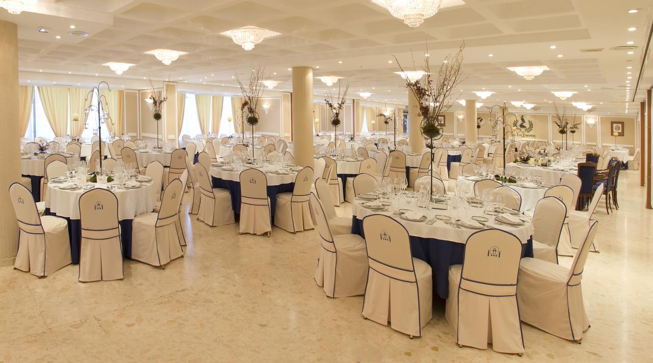Hotel Las Cigueenas Трухильо Экстерьер фото