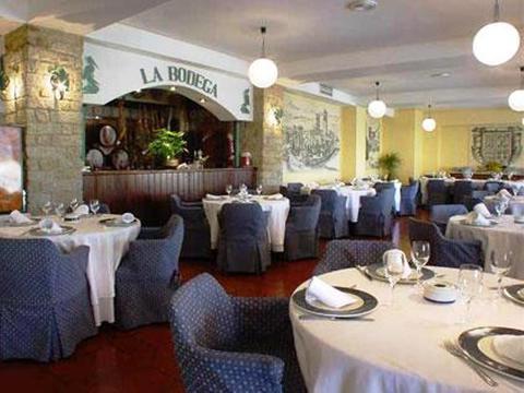 Hotel Las Cigueenas Трухильо Ресторан фото
