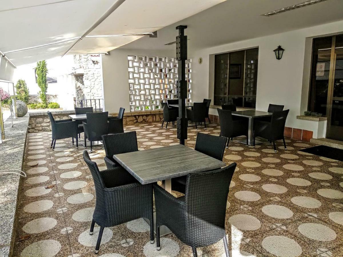 Hotel Las Cigueenas Трухильо Экстерьер фото
