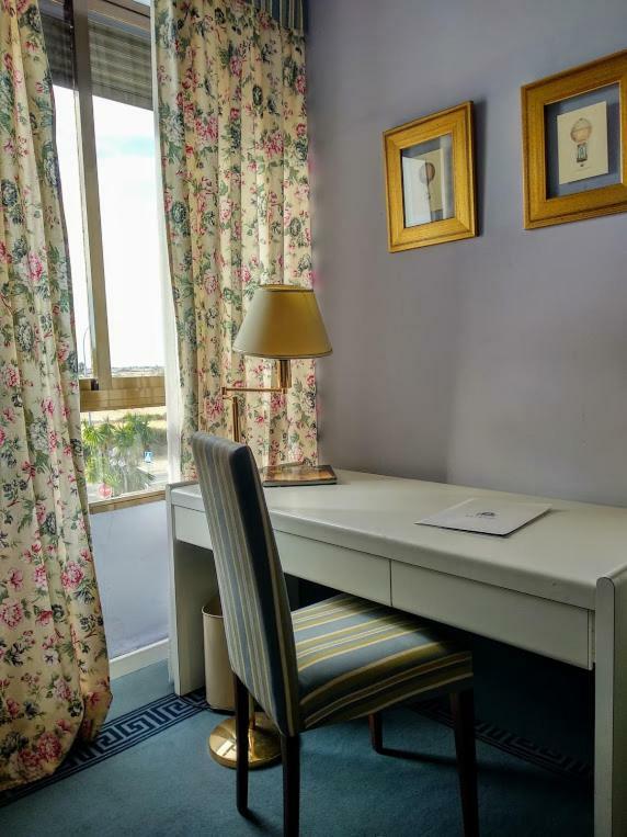 Hotel Las Cigueenas Трухильо Экстерьер фото
