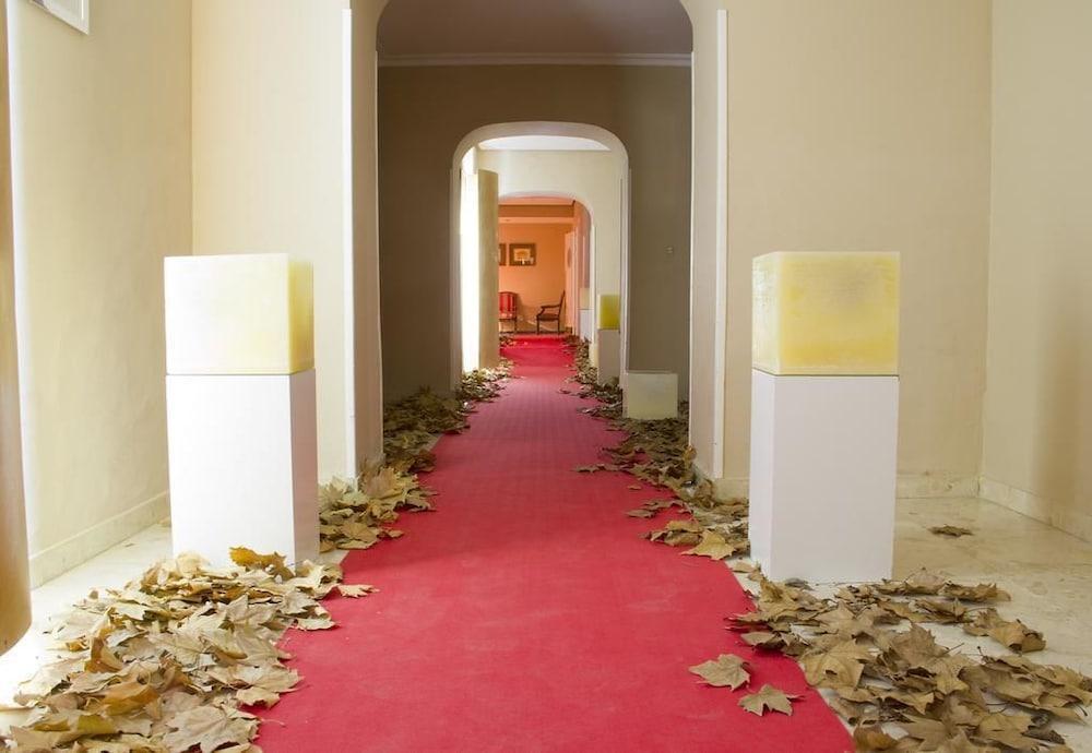 Hotel Las Cigueenas Трухильо Экстерьер фото